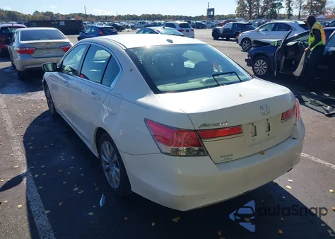2011 Honda Accord 2.4 Ex-L from USA, damaged, VIN 1HGCP2F83BA078823